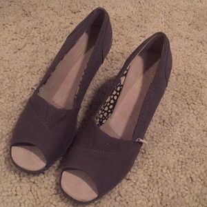 Grey Tom wedges